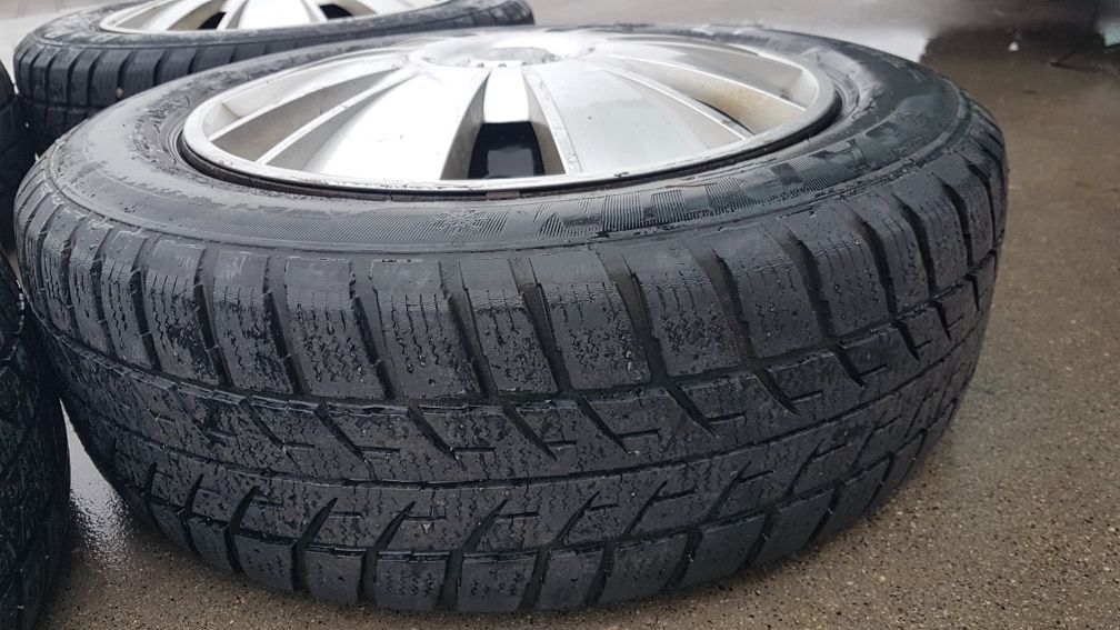 Opony zimowe Polaris 185/65 R 15 + felgi stalowe + Gratis akcesoria