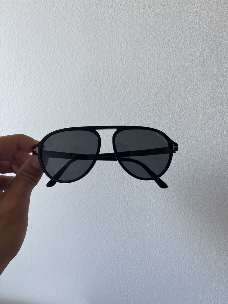 Oculos Tomford Tony