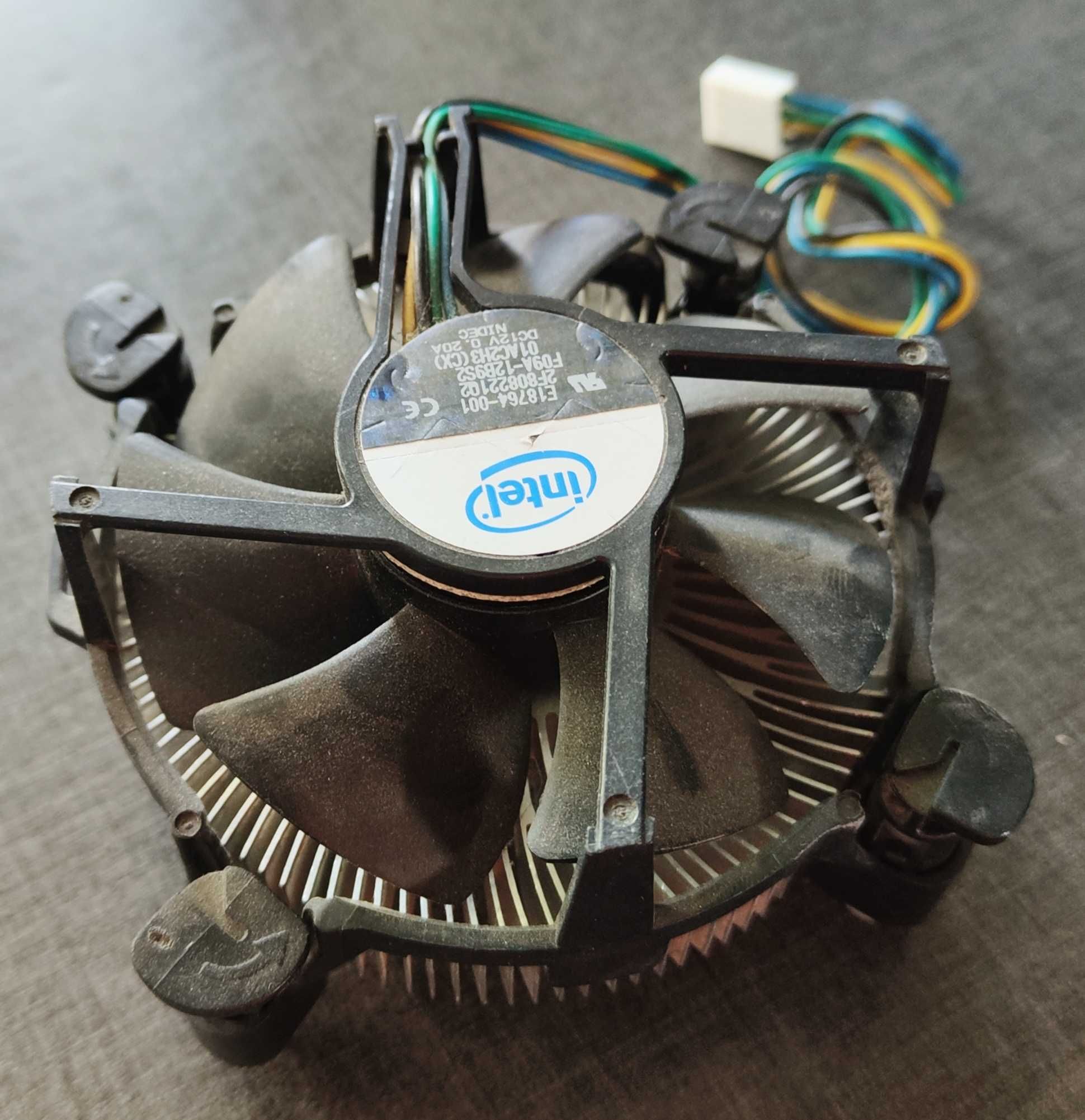 Oryginalny Intel  cooler wentylator E18764