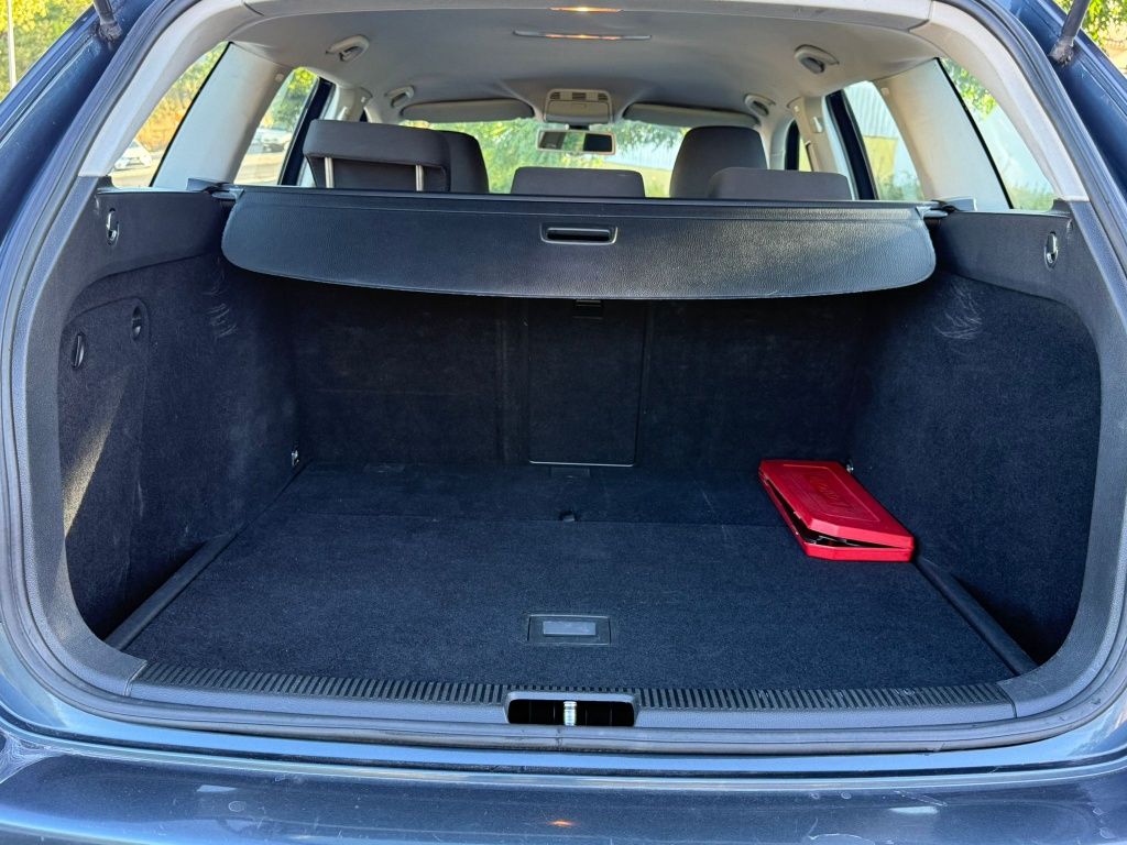 VW Golf Variant 1.6 TDI Nacional