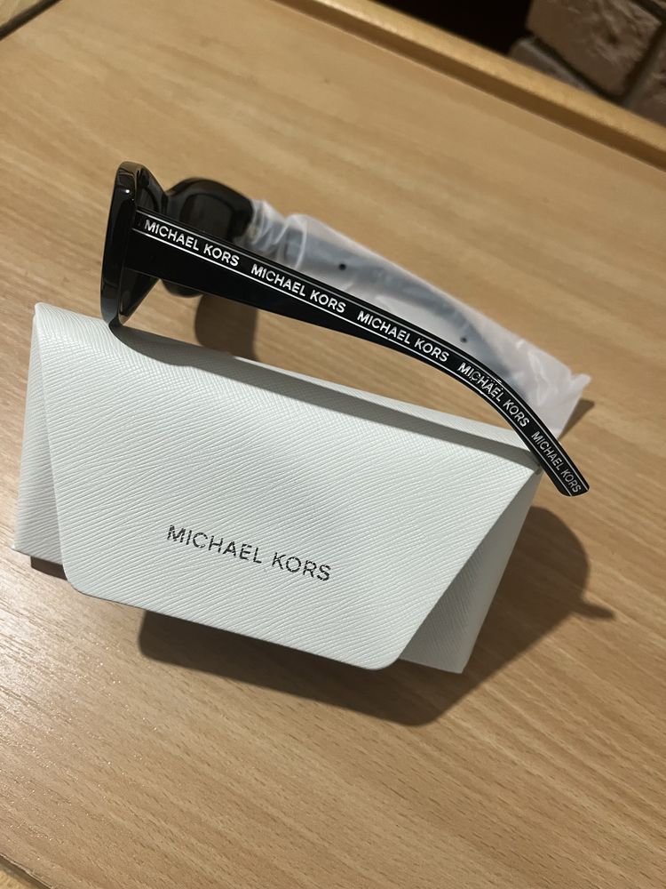 Оригінальні окуляри Michael Kors  Rio Black