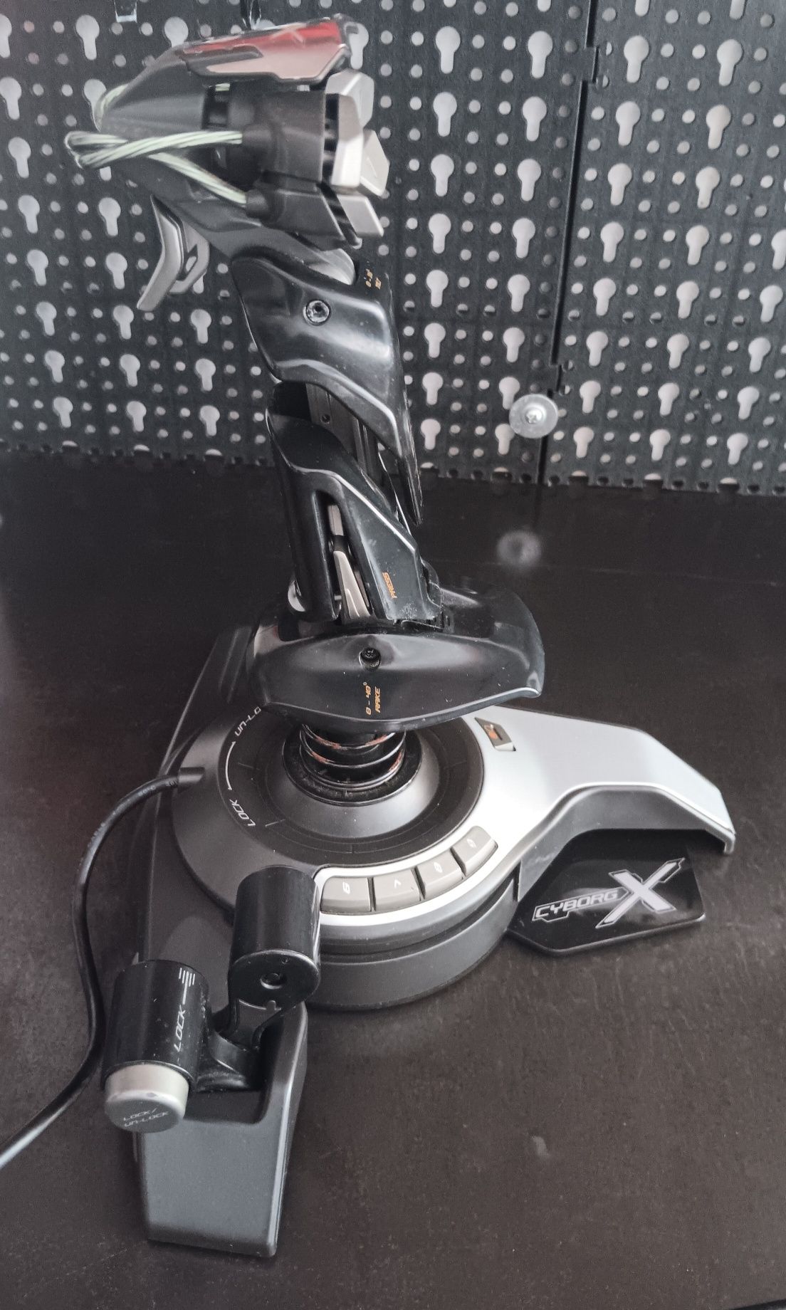 Joystick PC (cyborg)