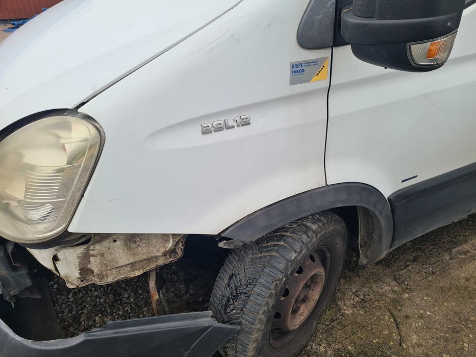 Błotnik Lewy przód przedni Iveco Daily III IV 06-2014