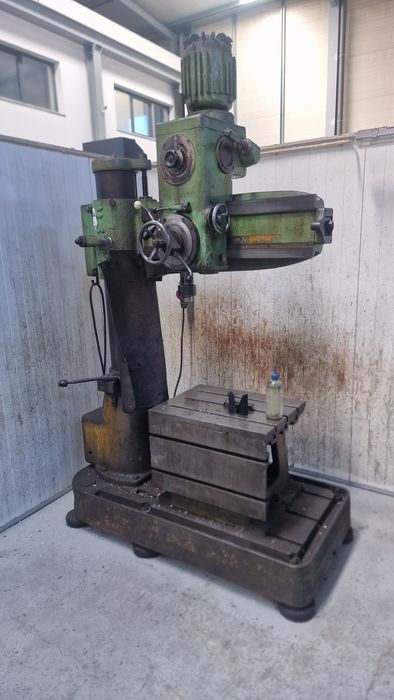 Engenho radial maquinas da metalomecanica