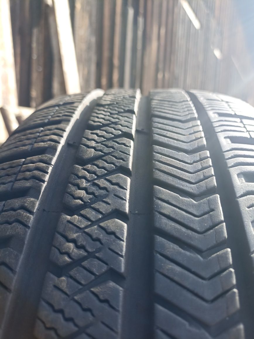 Opony wielosezonowe 205/55r16