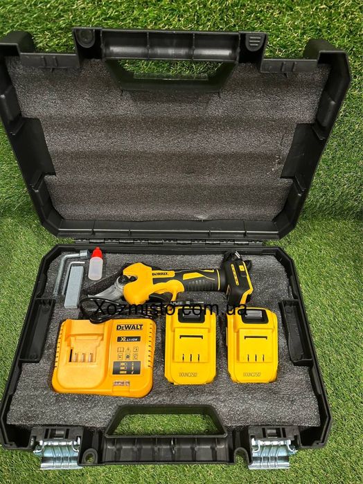 Акумуляторний секатор DeWalt DCMPP550P1 (48V, 6AH) ефективний інструм