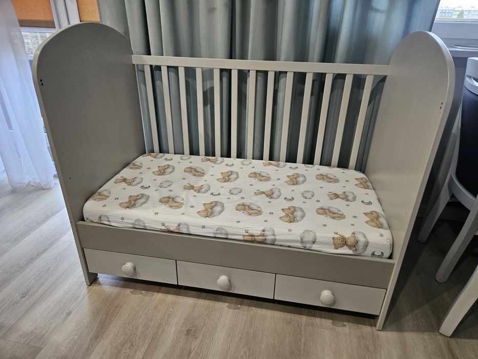 Łóżeczko IKEA Gonatt 120x60 z dwoma rodzajami boku, materacem i gratis