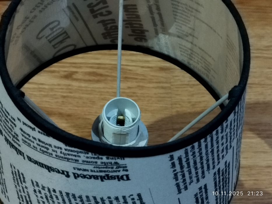 Lampa z kształtek hydraulicznych