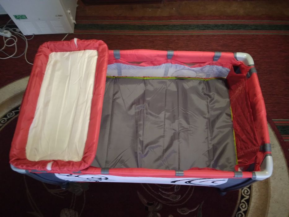 Ліжечко - манеж з пеленатором. Touragoo. НОВЕ