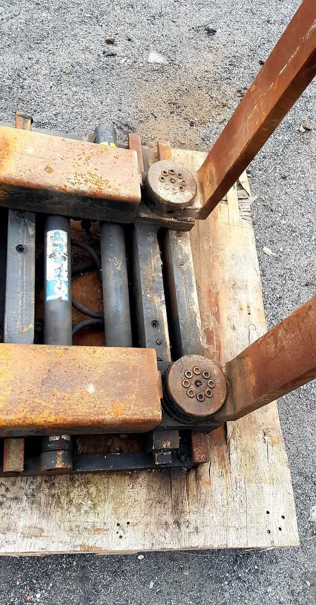 Paletyzer widły chwytak obrotowy inwerter Pozycjoner KAUP 1.5T411D