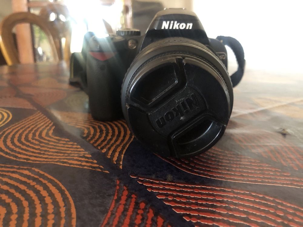 Nikon D40 como nova