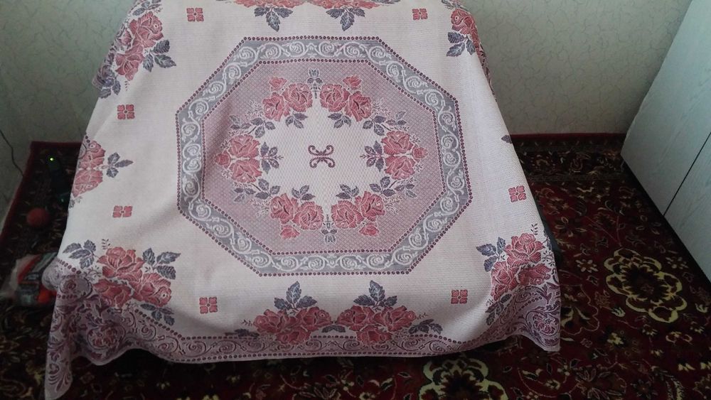 Duża narzuta kapa 185 x140 w bdb stanie możliwa wysyłka