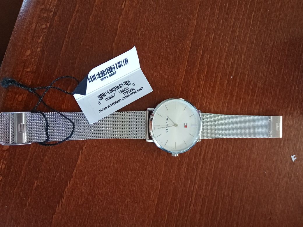 Tommy Hilfiger zegarek Ultra Slim Biały/Stal Ø40 mm
Ultra Slim Biały/S