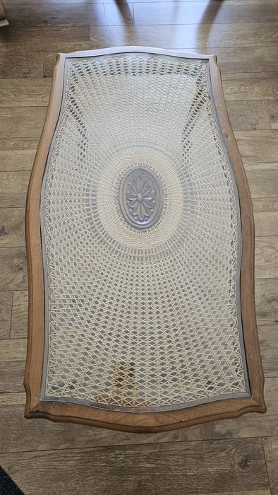 Mesa de Centro Vintage em Madeira e Vime