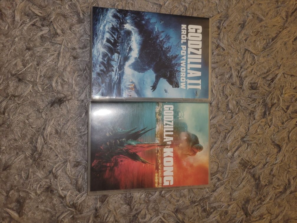 Dwa filmy z uniwersum godzilli