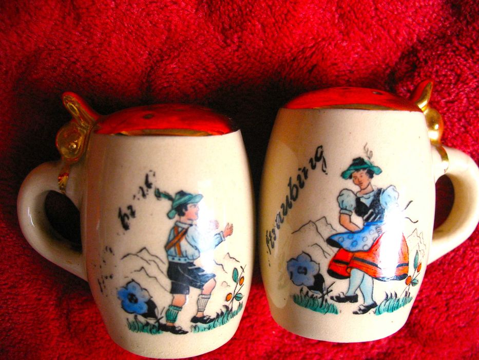 Sól i pieprz - Porcelana - stare kufle Bawaria - 6 x 6,5 x 5 cm okaz