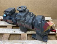 motoreduktor / przekładnia 0,55kW 75-371obr. 3fazowy SEW