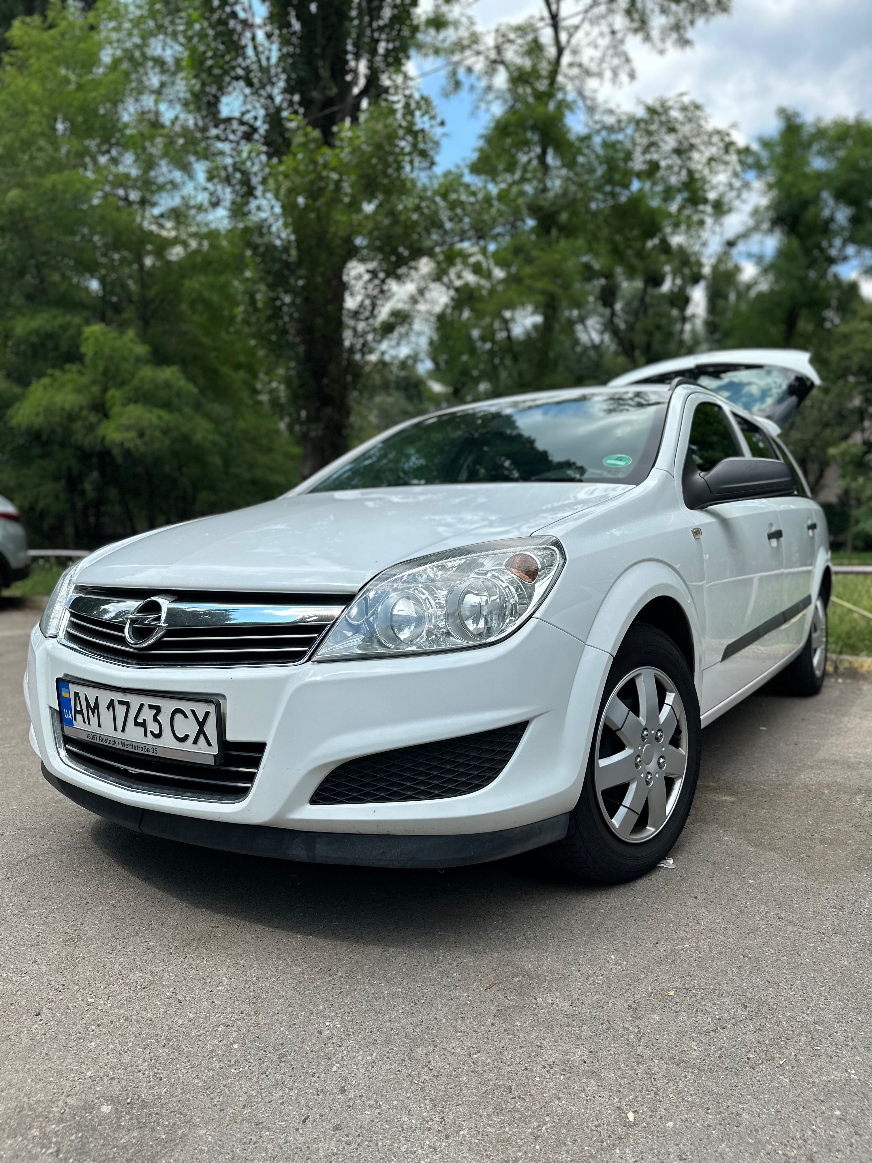 Opel Astra H 1.6 Газ/Бензин 2009