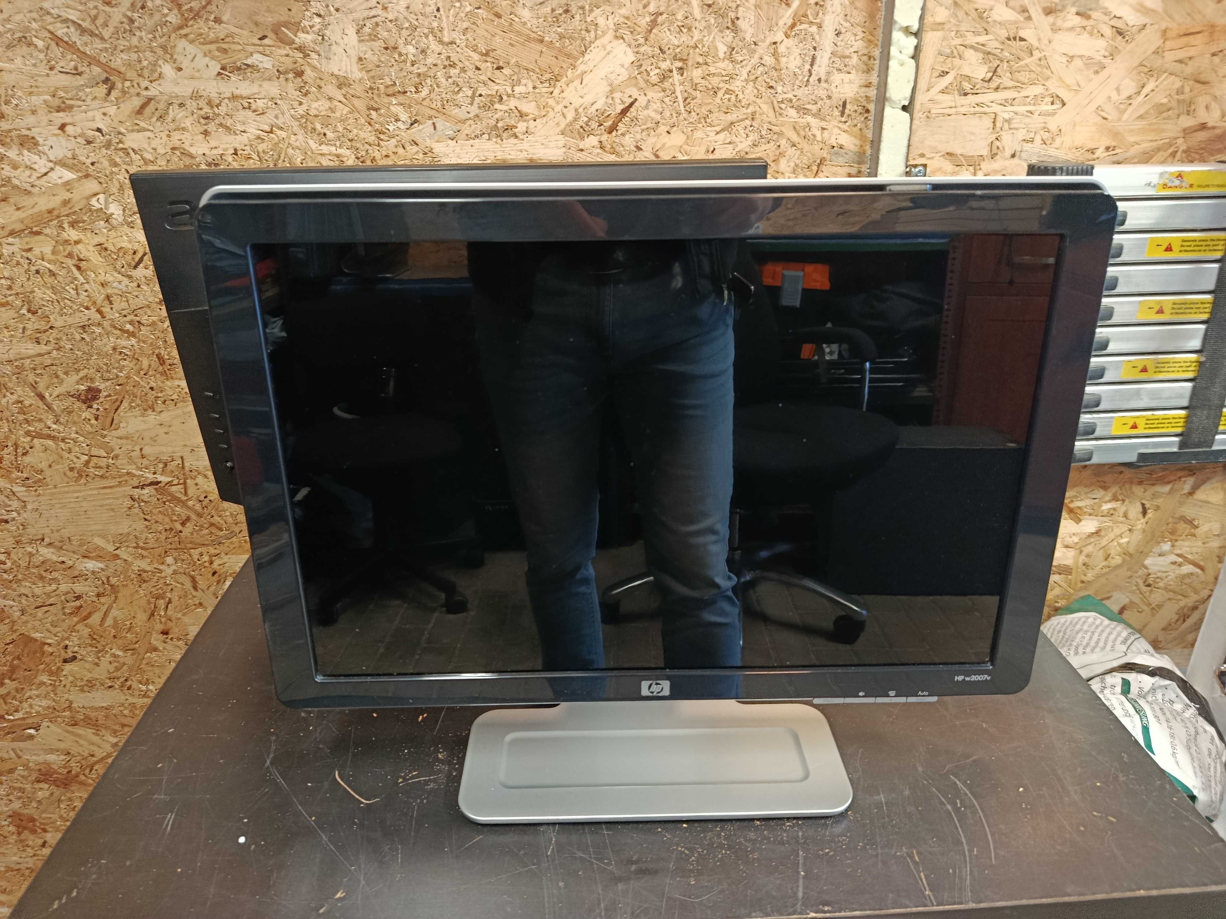 Monitor LCD marki HP