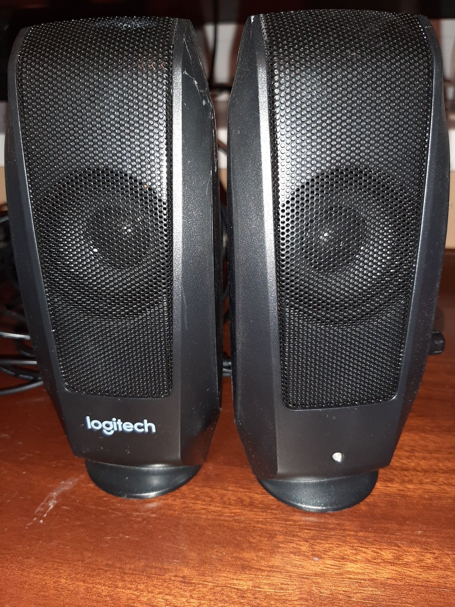 Стерео колонки Logitech S120