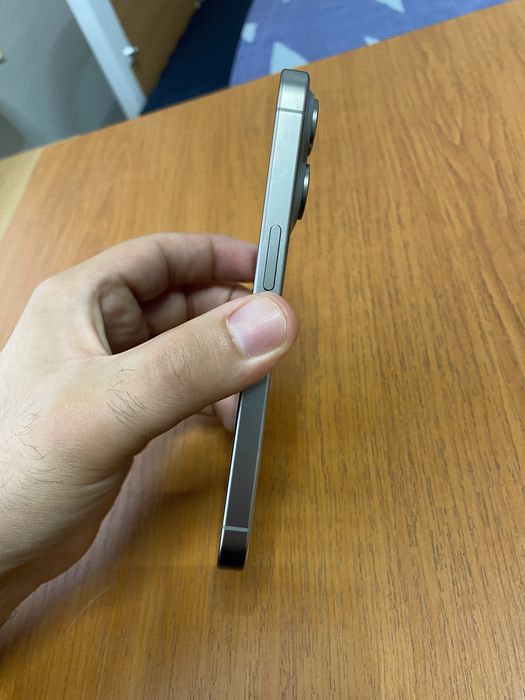 Iphone 15 pro 512 батарея 88%