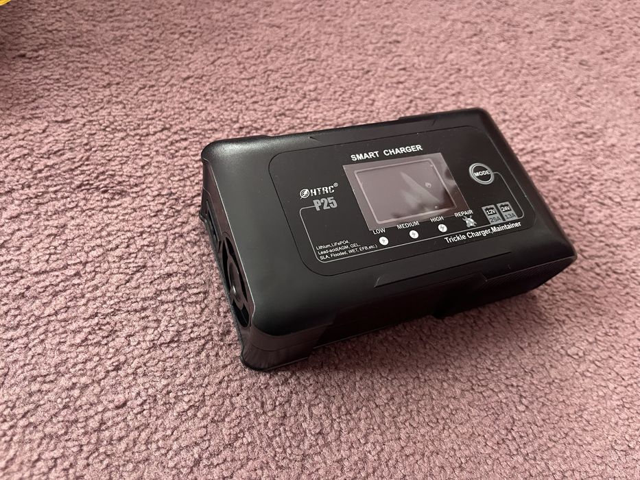 Зарядний пристрій htrc p25