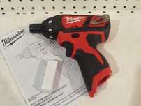 Milwaukee M12 2401-20 електро викрутка шуруповерт Оригінал США
