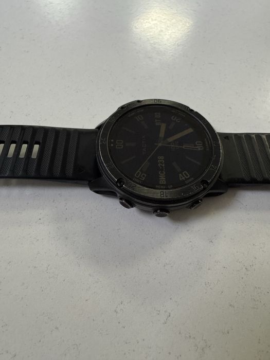 Продам годинник Garmin Tactix Delta
