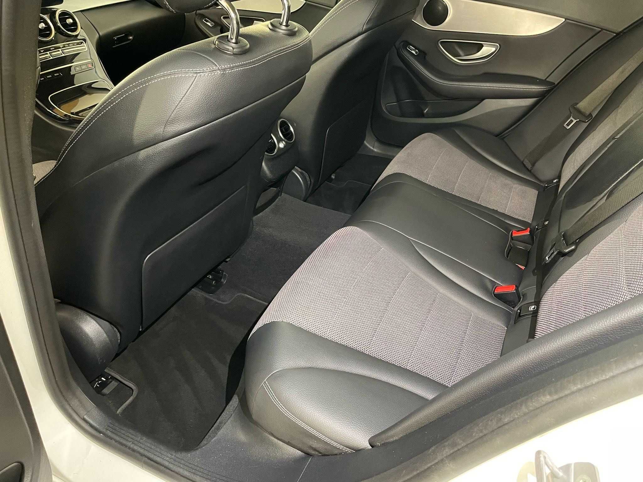 Mercedes-Benz C 220D 4MATIC, 2018r, lift