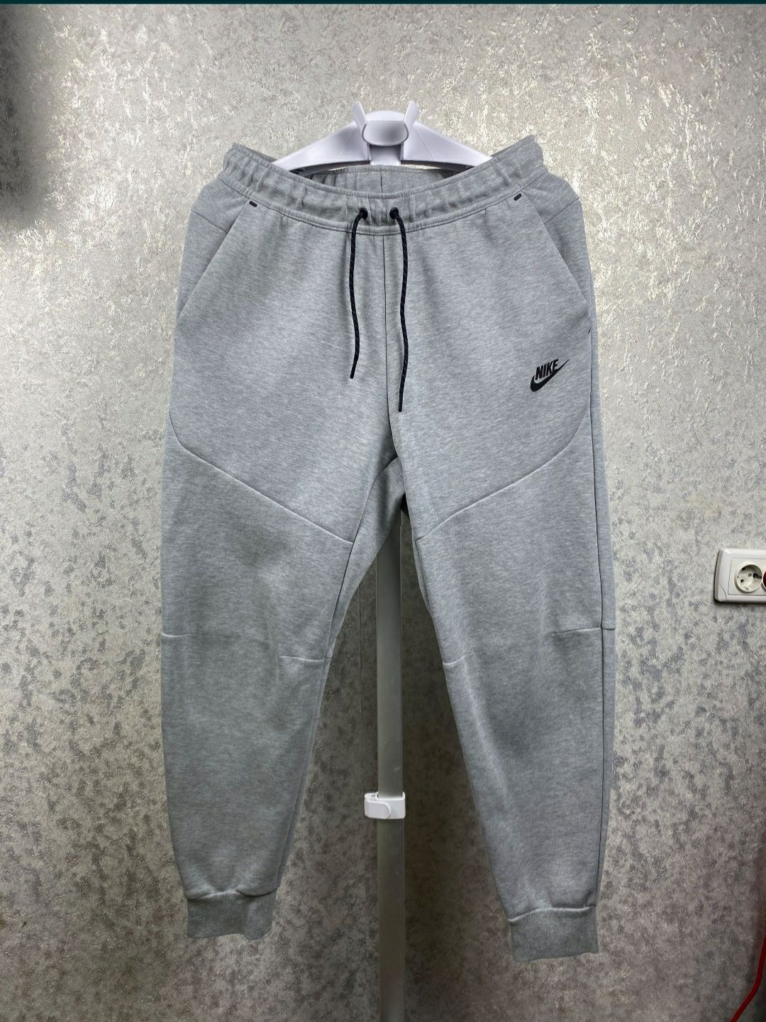 Штаны Nike Tech Fleece. Xs