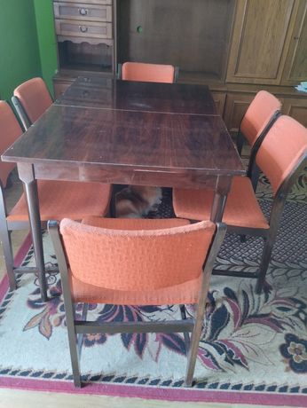 Stół rozkładany+6 krzeseł