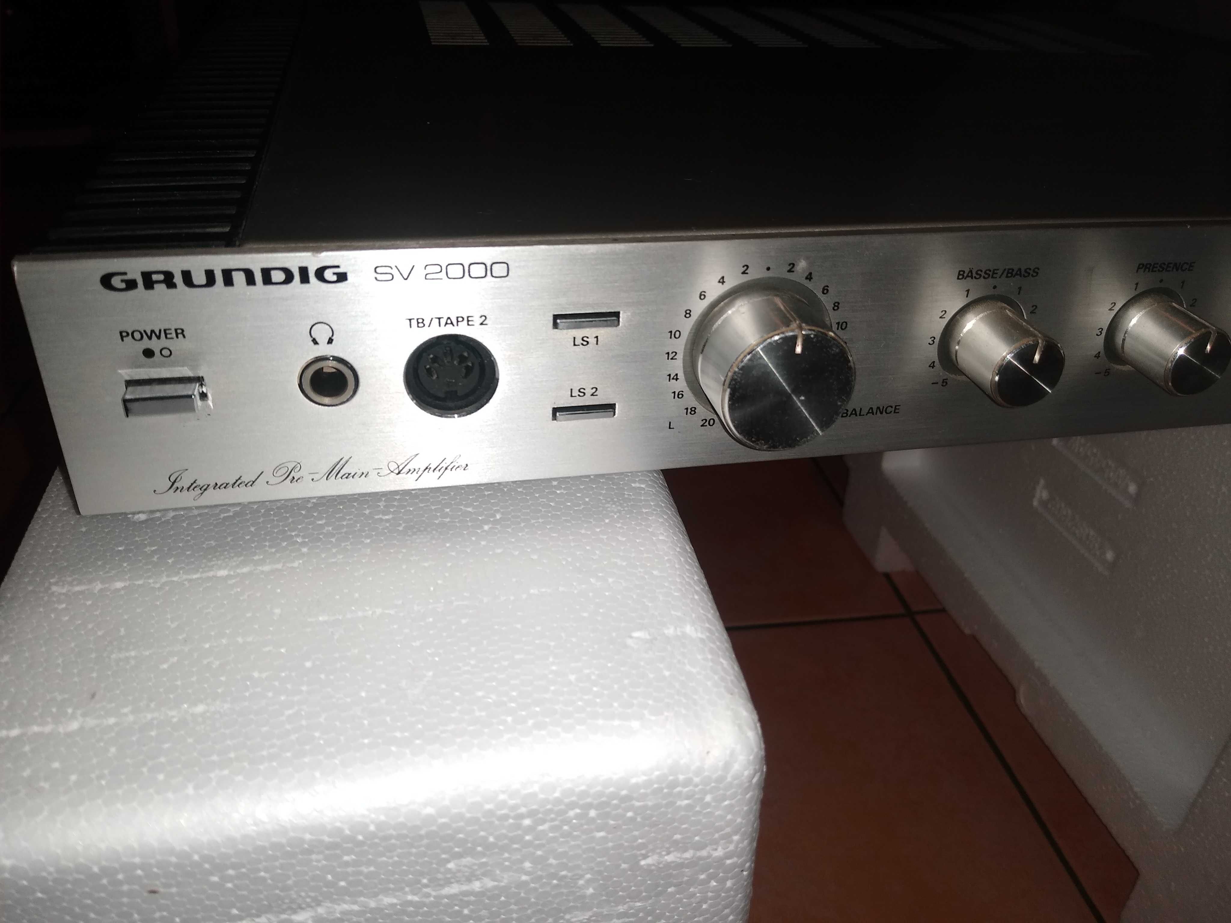 Wzmacniacz Grundig SV 2000 - perełka