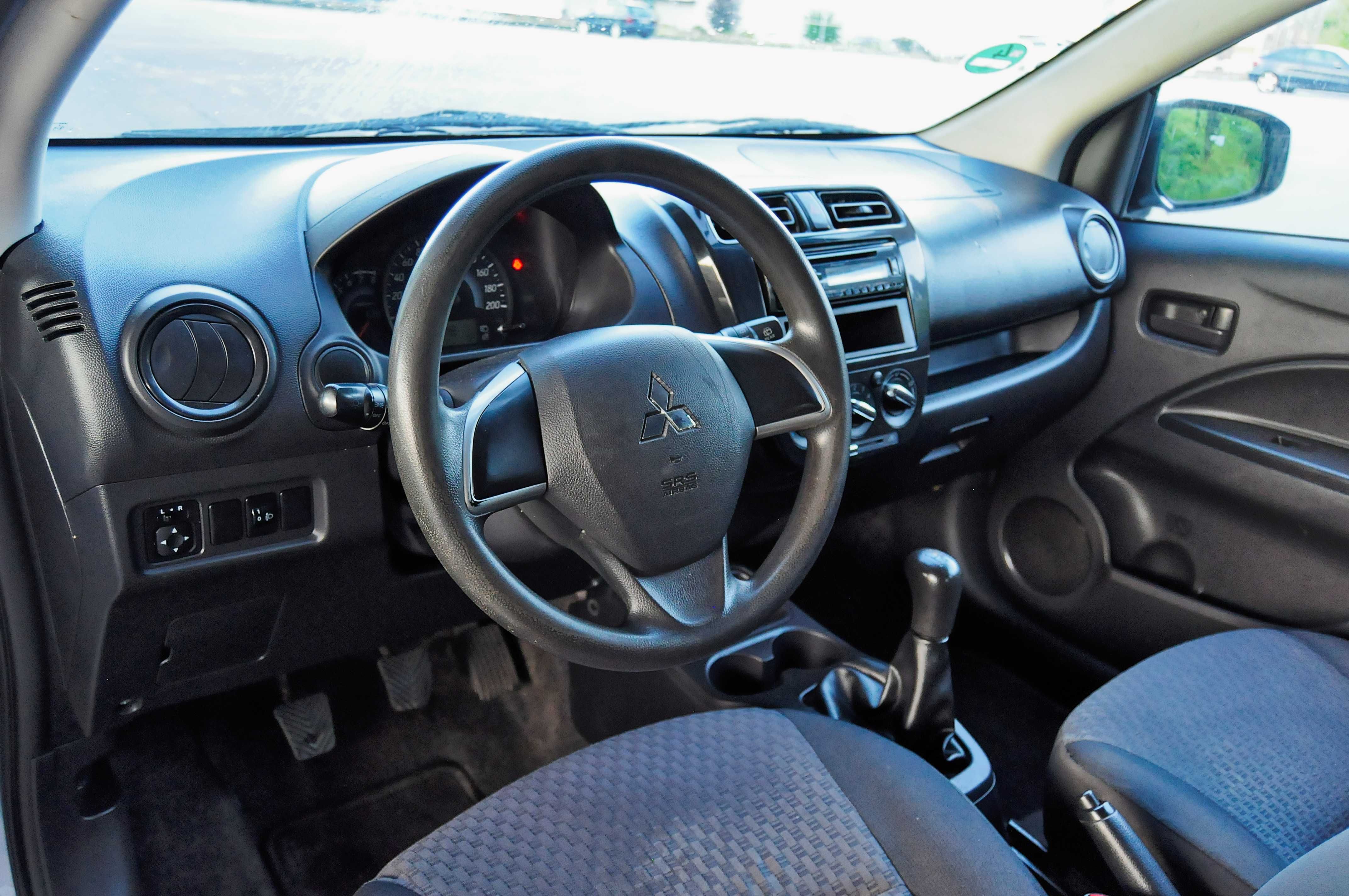 Mitsubishi Space Star 1.0 Entry - 4l/100Km