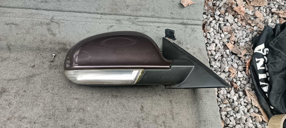 Шторка багажника Volkswagen Passat B5+  стопи універсал дзеркало