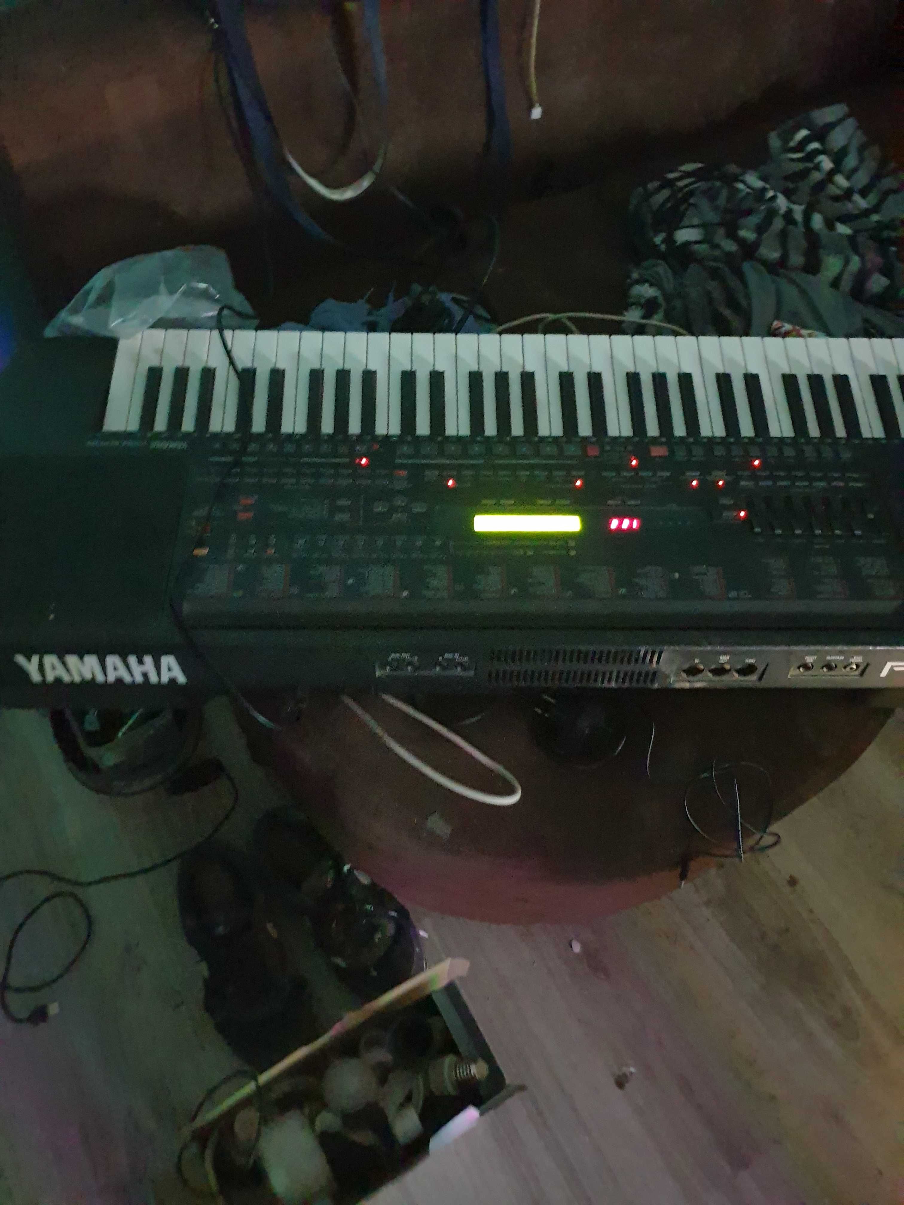 Yamaha psr 5700 keyboard