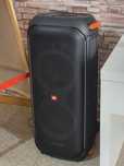 2 JBL partybox 710