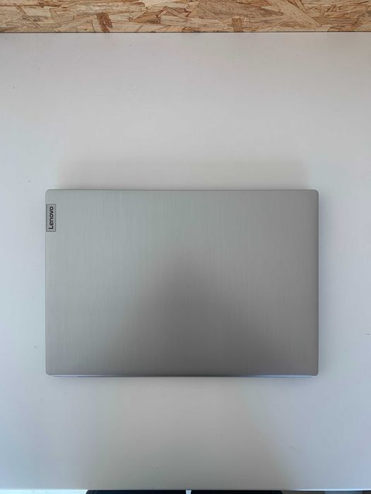 Portátil Novo Lenovo Ideapad 3 – AMD A3050U | SSD 128GB | RAM 4GB