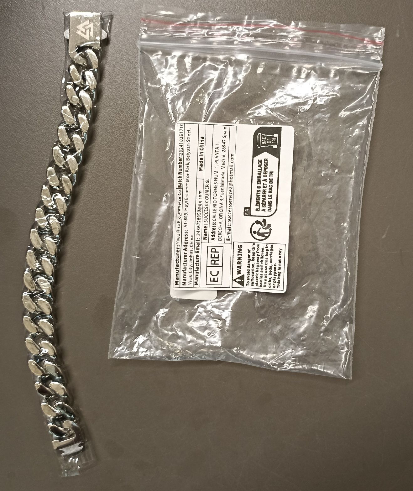 Pulseira em aço inoxidável, muito elegante!