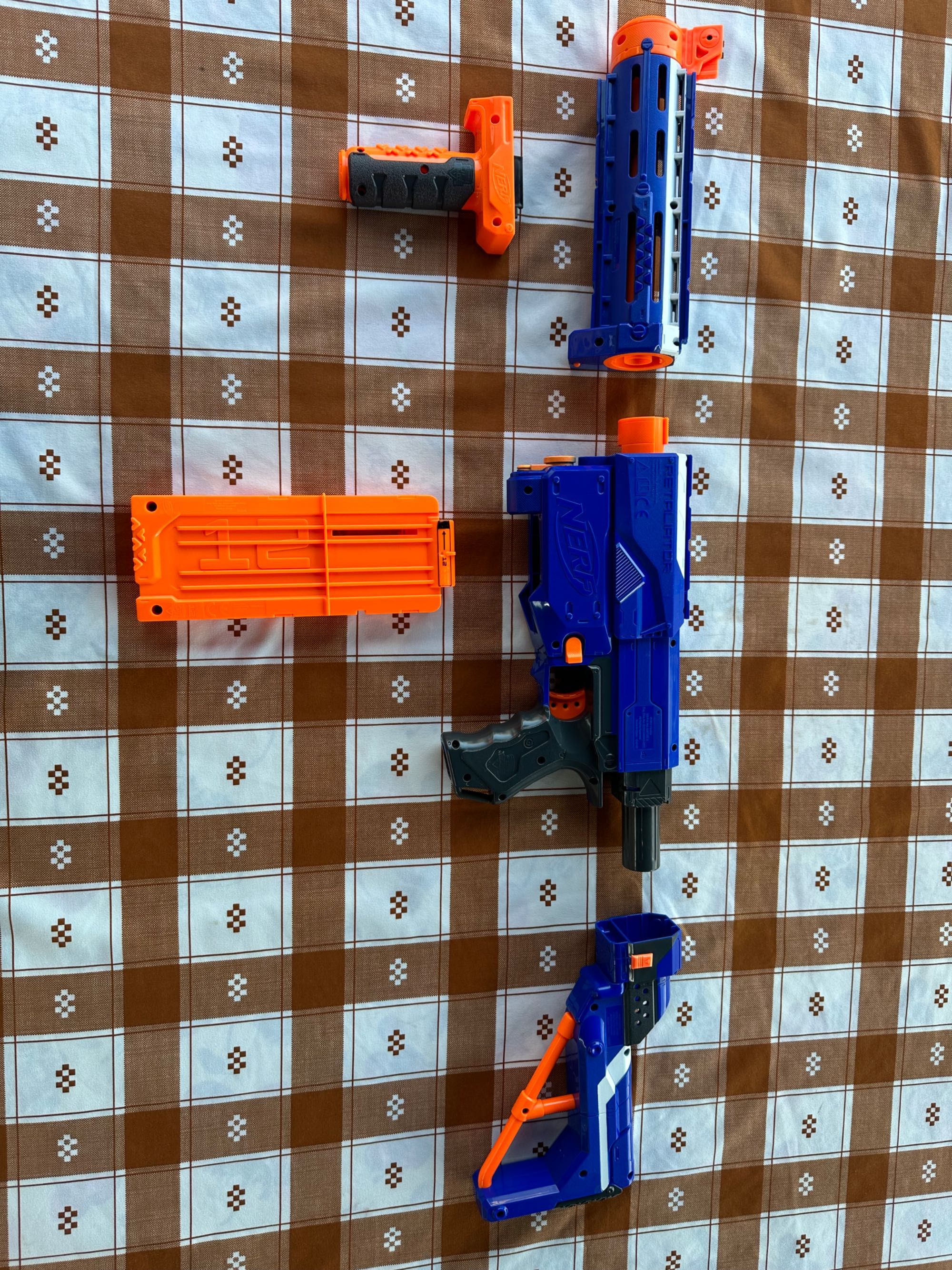 Pistola nerf retaliator