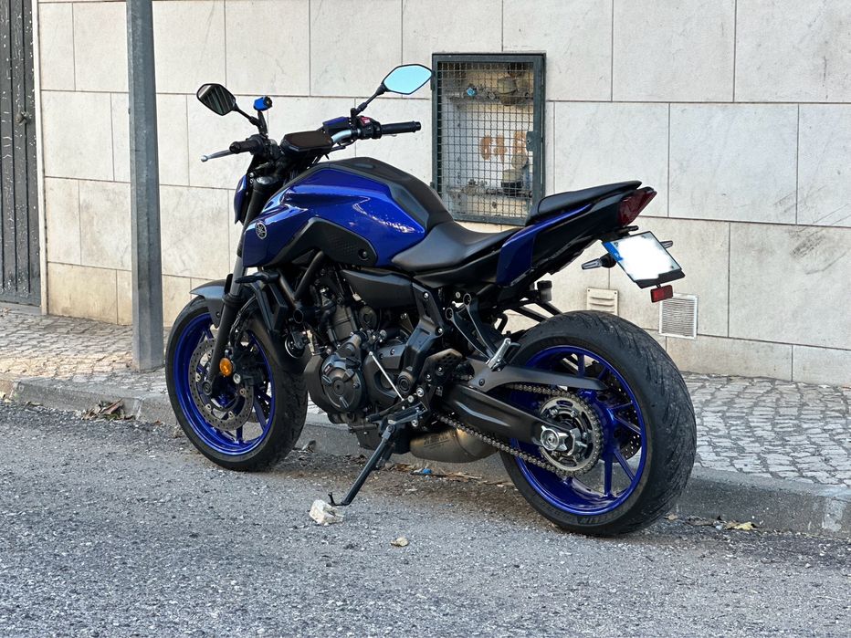 Yamaha Mt07 akrapovic/quickshift