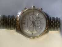 Продам часы MICHAEL KORS MK 8344