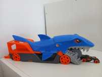 Tubarão hotwheels