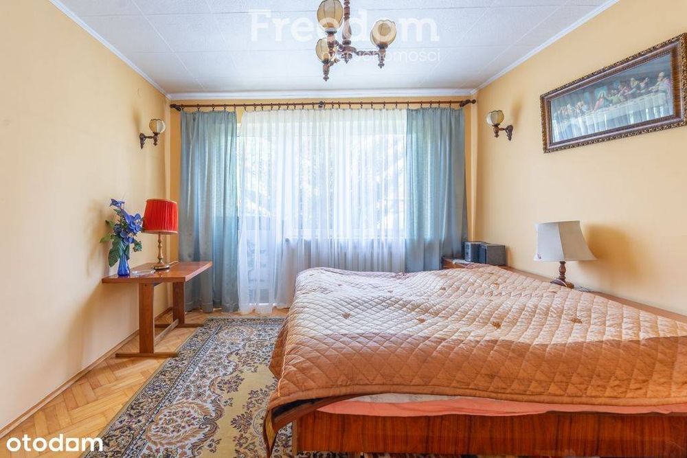 Za darmo, tapczany i komody