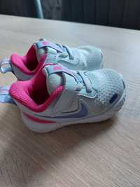 Buty sportowe nike r.19,5