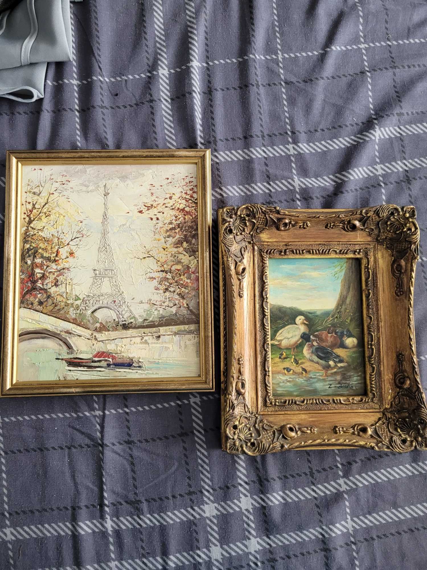 2 bonitos quadros a olieo estão em muito bom estado