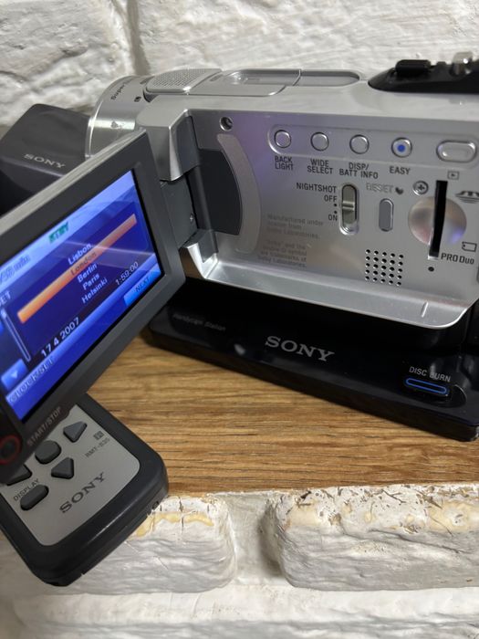 Видеокамера Sony handycam DSR - SR 30