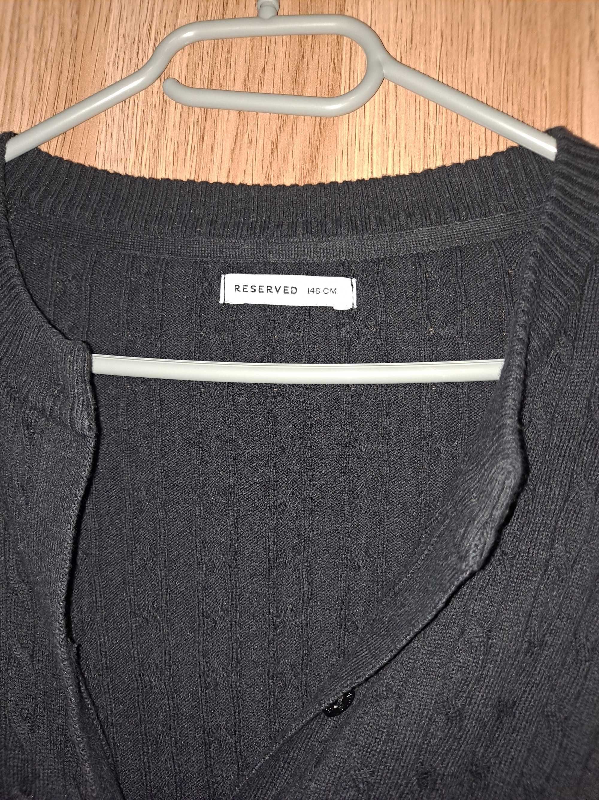 Sweterek dziewczęcy reserved roz 146