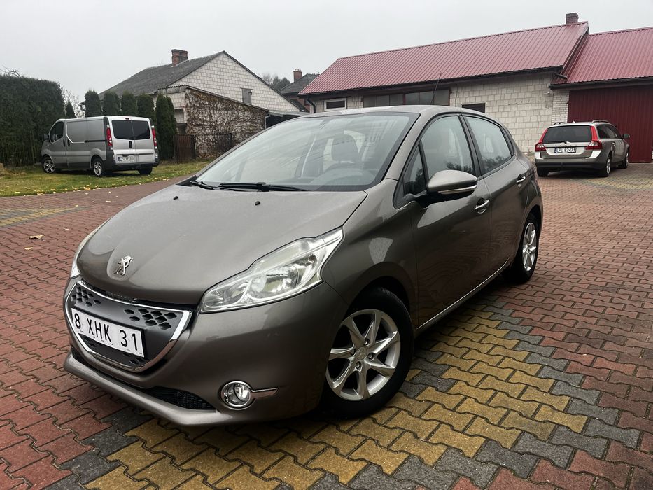 Peugeot 208 1.4 hdi automat udokumentowany przebieg
