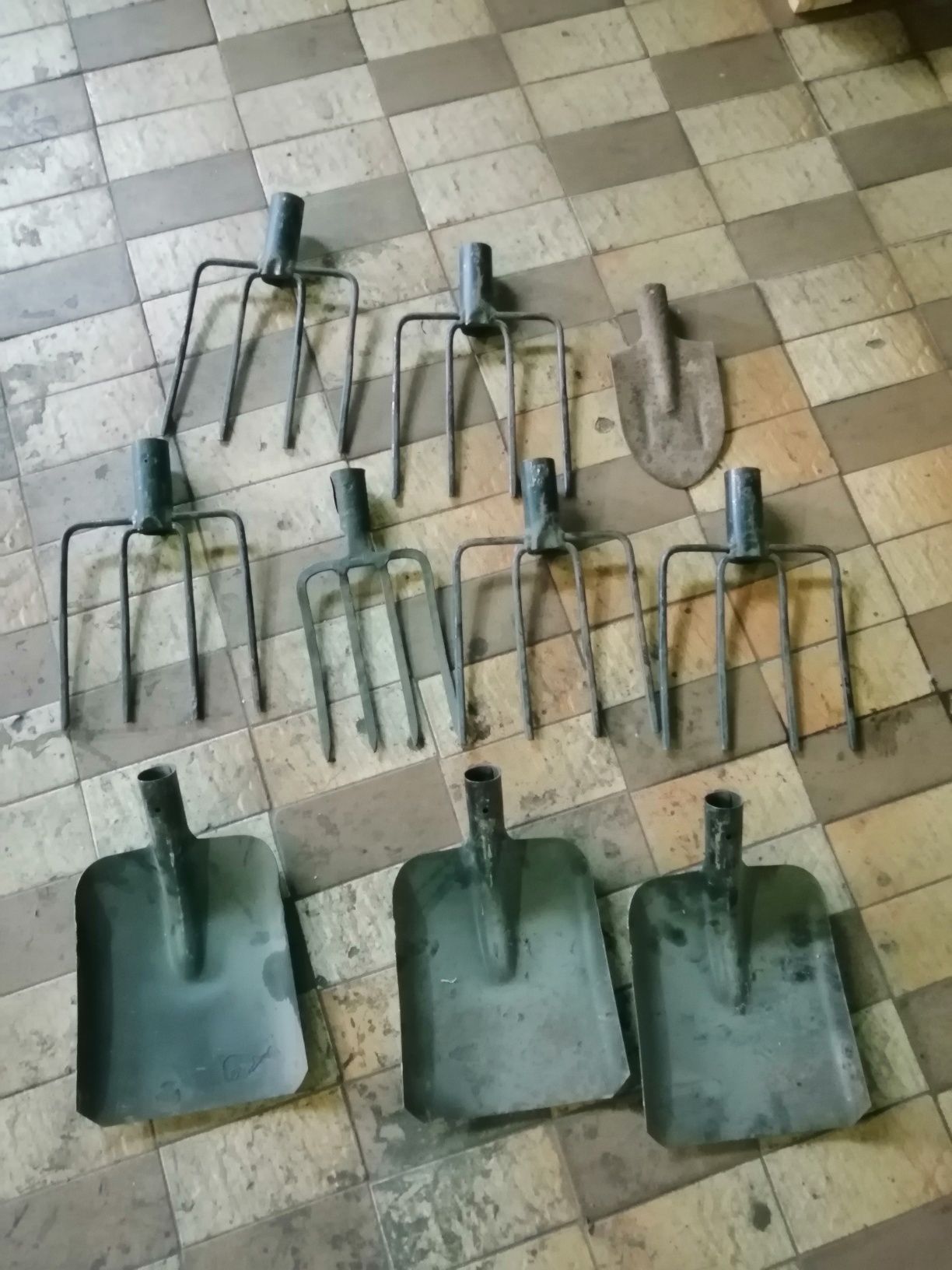 Продам лопати вилка
