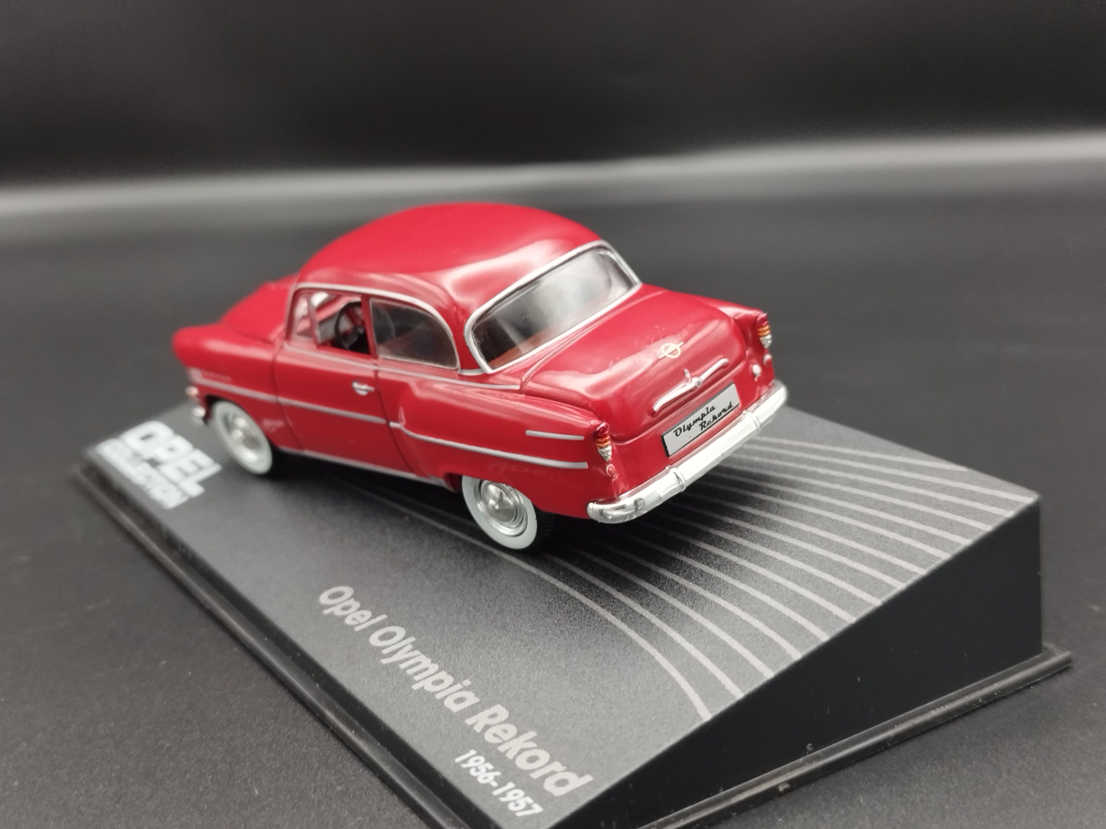 1:43 Opel Collection 1956-57 Opel Olympia Rekord model używany